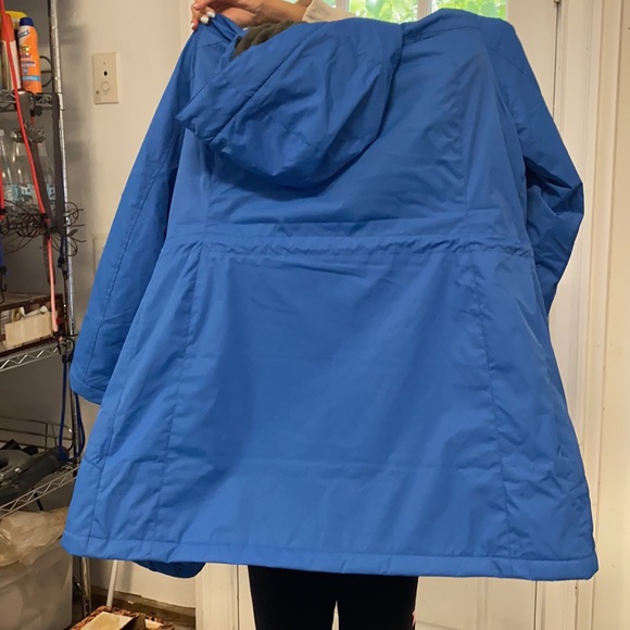 Ll bean jacket (winter) - Picture 2 of 3